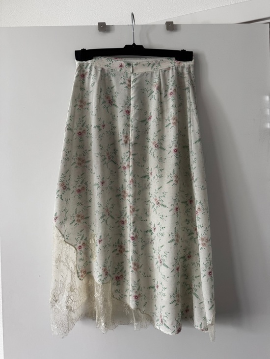 Le Fou by Wilfred 100% Silk Lace Trimmed Midi Skirt. NWOT size 0. - Picture 2 of 5